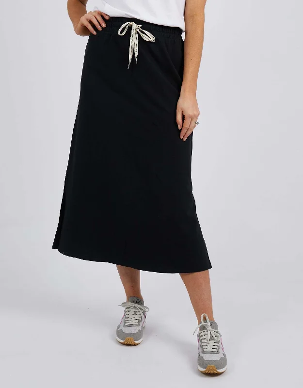 Plus size high - low hem dress for a modern and stylish touchTravel Skirt - Black