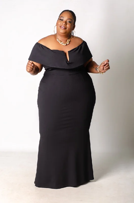 Plus size empire - waist maternity - friendly dressBlythe Dress - Black