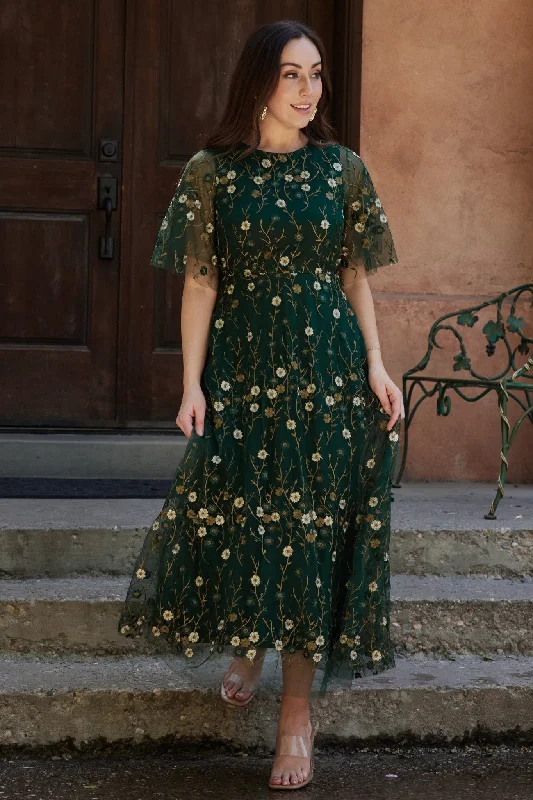 Shift Women Dress with a Simple and Classic Design for Everyday WearArabella Embroidered Tulle Maxi Dress | Dark Green Floral