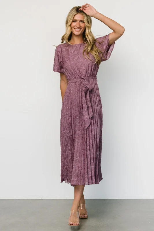 Backless Women Dress for a Sexy and Alluring Look at Evening EventsMindy Pleated Dress | Vintage Plum