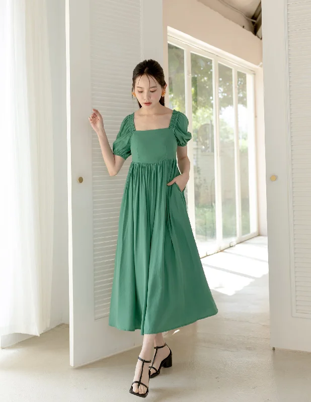 Mermaid - Style Women Dress with a Fitted Silhouette for Special OccasionsOakley Dress in Green