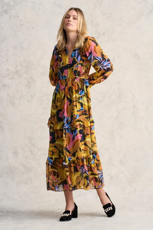 Long - Sleeve Women Dress in Velvet for a Luxurious Winter LookPrinted Maxi Dress