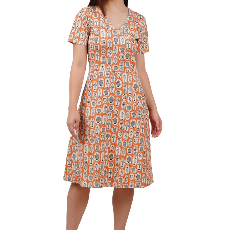 Ball Gown Women Dress with a Full Skirt for a Princess - like LookTerracotta Fish Plates A-Line Dress (With Waist Seam) [FINAL SALE]