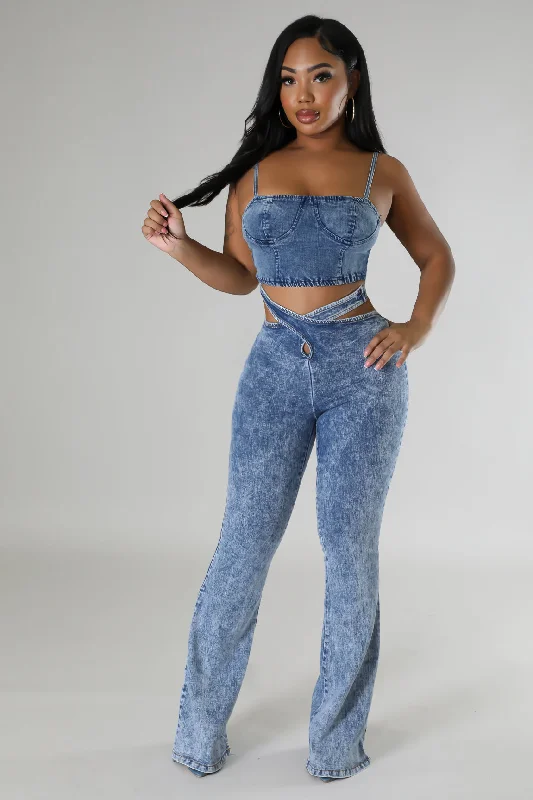 Denim Top with a Floral Print for a Feminine TouchTie Me Up Denim Jeans