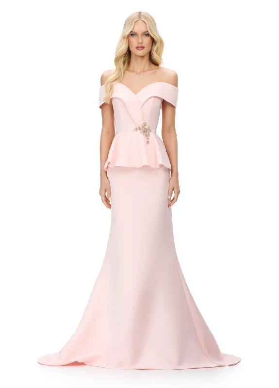 Ball Gown Women Dress with a Full Skirt for a Princess - like LookASHLEYlauren Off Shoulder Evening Dress 11710