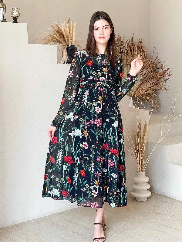 Printed Abstract Women Dress for a Modern and Artistic AppealBlack Rose Long Dress