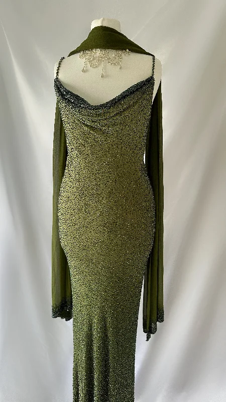 Plus Size Women Dress with a Flattering A - Line Cut for Comfort and StyleHIGHLY EMBELLISHED GREEN OMBRÉ SILK GOWN & SCARF SET