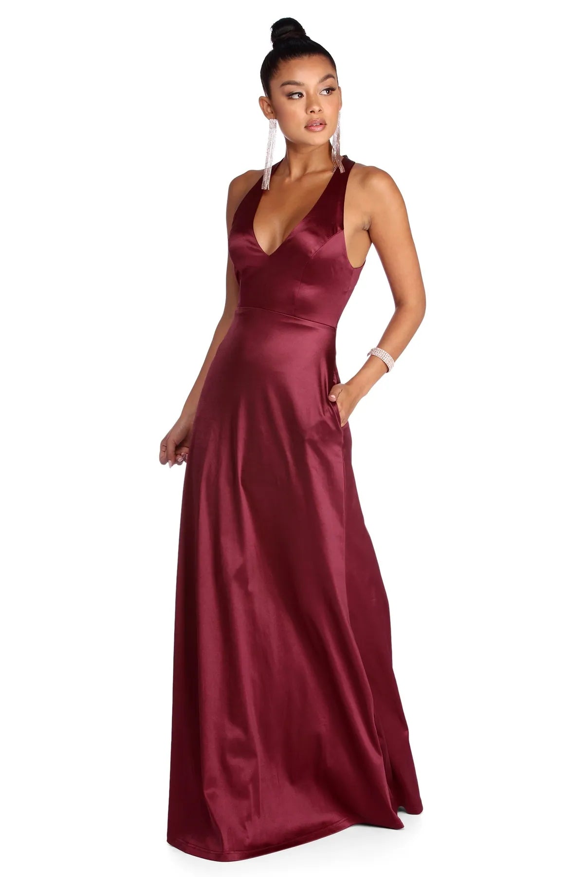 Off - the - Shoulder Women Dress for a Romantic and Feminine LookJacqueline Formal Open Back Satin Dress