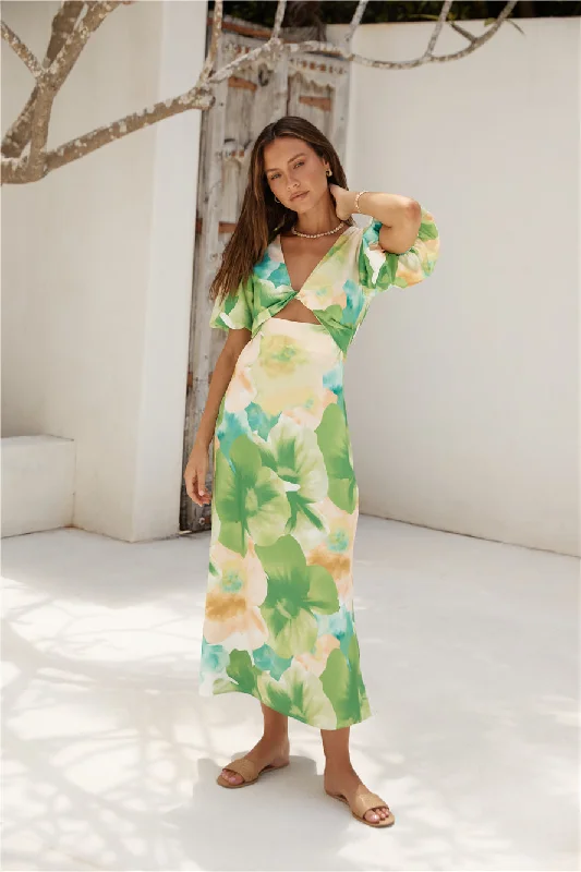 Backless Women Dress for a Sexy and Alluring Look at Evening EventsJungle Adventure Maxi Dress Green