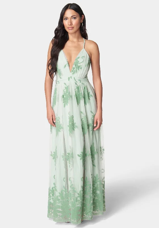 Strapless Women Dress with a Built - in Bra for Comfort and SupportPlunge Neck Embroidered Maxi Dress