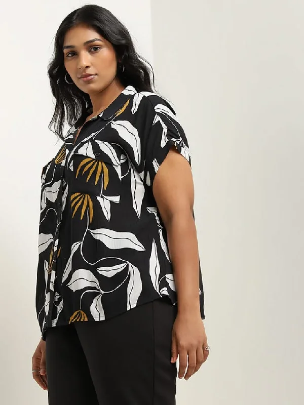 Solid Color Women Shorts in Bright Hues for a Bold StatementGia Black Floral Printed Shirt