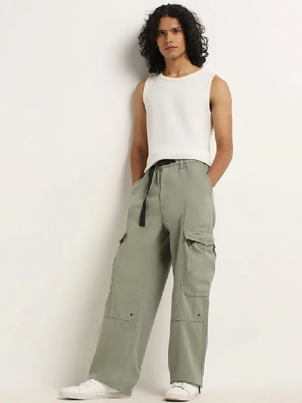 High - Waisted Women Shorts for a Retro and Flattering LookNuon Sage Mid-Rise Relaxed-Fit Cotton Chinos