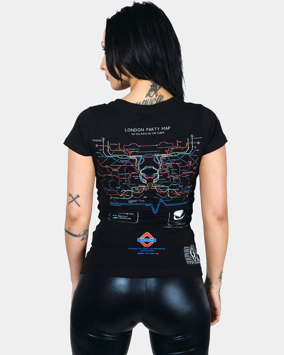 Crew Neck Women T Shirt with a Timeless DesignPARTY MAP T-SHIRT GIRLS BLACK