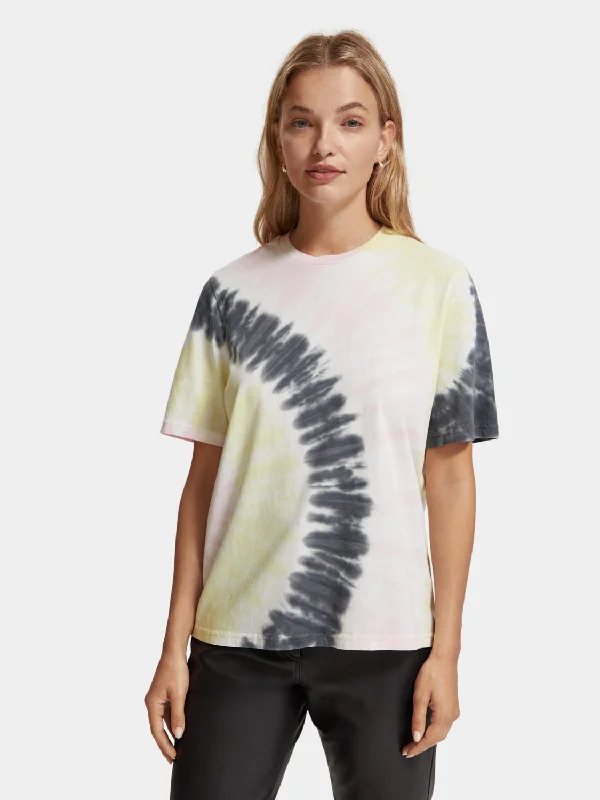 V - Neck Women T Shirt to Enhance the NecklineTie Dye relaxed fit t-shirt