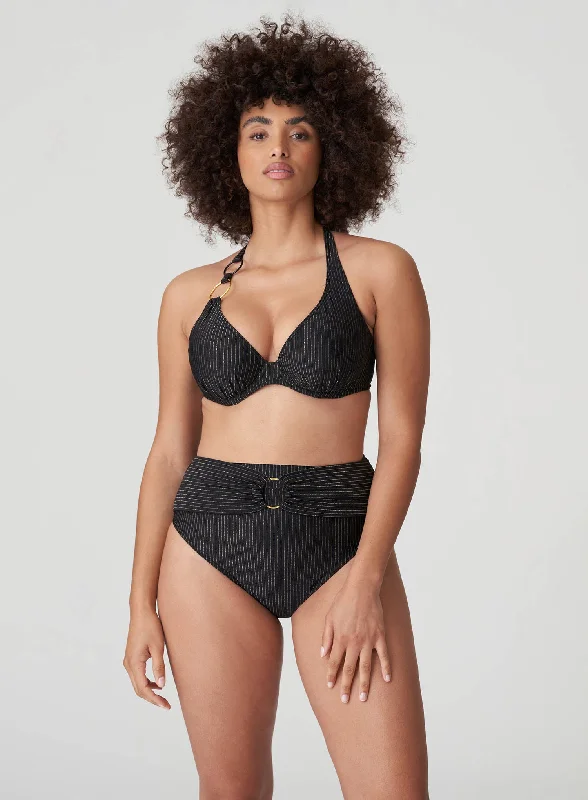 Lace - trimmed bikini for an elegant and romantic touchPrimaDonna Swimwear: Solta Half Padded Plunge Bikini Top Black