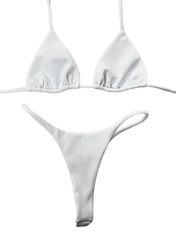 Convertible bikini that can be worn in multiple styles for versatilitySEAMLESS TRIANGLE TOP- WHITE